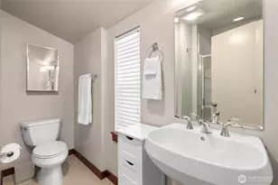 4005 7th Ave NE, Seattle, WA 98105 - Photo 22