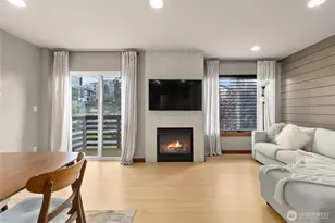 4005 7th Ave NE, Seattle, WA 98105 - Photo 6