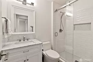 6731 161st Ave SE, Bellevue, WA 98006 - Photo 32