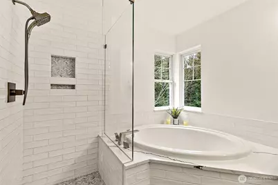 6731 161st Avenue SE #B, Bellevue, WA 98006 - Photo 28