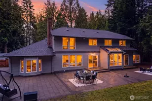 22720 NE 46th St, Redmond, WA 98053 - Photo 32