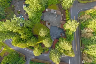 22720 NE 46th St, Redmond, WA 98053 - Photo 40