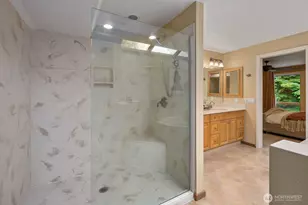 22720 NE 46th St, Redmond, WA 98053 - Photo 30