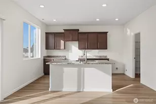 11948 64th St E, Puyallup, WA 98372 - Photo 8