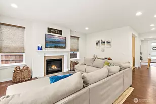 18001 131st St E, Bonney Lake, WA 98391 - Photo 14