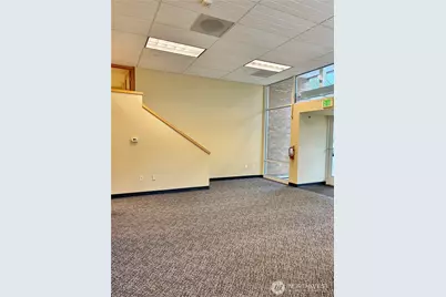 390 Washington Avenue, Bremerton, WA 98337 - Photo 16