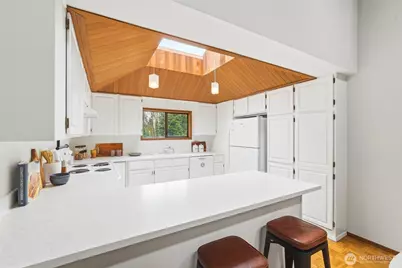 2545 NE 95th Street, Seattle, WA 98115 - Photo 16