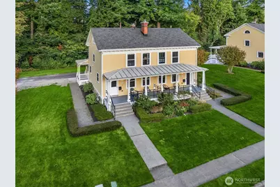 4422 Montana Circle W, Seattle, WA 98199 - Photo 32