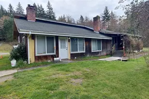 3794 Campbell Rd, Clinton, WA 98236 - Photo 2