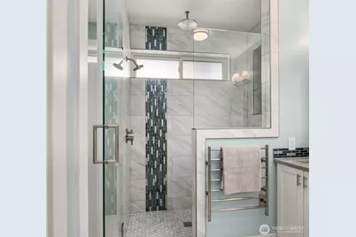 8004 Burke Avenue N, Seattle, WA 98103 - Photo 34