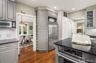 3609 Burke Ave N, Seattle, WA 98103 - Photo 12