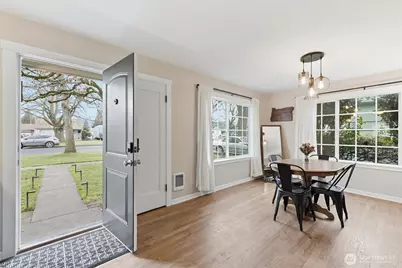 2929 Louisiana Street, Longview, WA 98632 - Photo 4