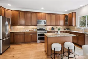 8805 81st Dr NE, Marysville, WA 98270 - Photo 14