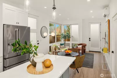 7637 46th Avenue S #A, Seattle, WA 98118 - Photo 18