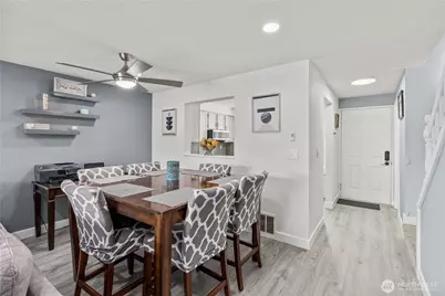 5736 S 238th Court #E4, Kent, WA 98032 - Photo 8