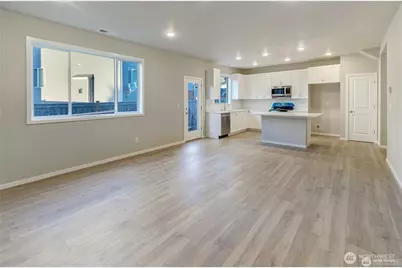 18204 37th Avenue Ct E, Tacoma, WA 98446 - Photo 6