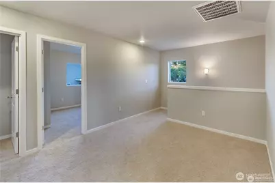 18204 37th Avenue Ct E, Tacoma, WA 98446 - Photo 8