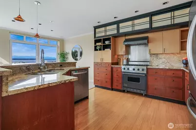 6042 Seaview Avenue NW #404, Seattle, WA 98107 - Photo 12