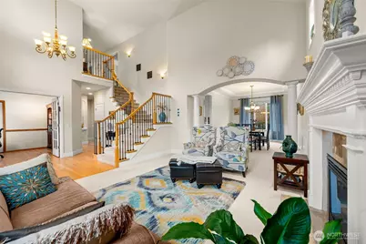 18725 35th Drive SE, Bothell, WA 98012 - Photo 4