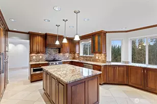 1932 S 370th Ct, Federal Way, WA 98003 - Photo 6