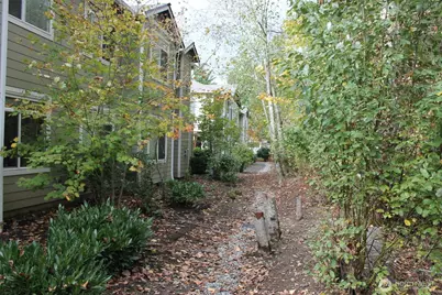 538 241st Lane SE, Sammamish, WA 98074 - Photo 28