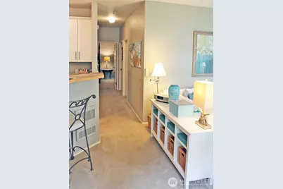 538 241st Lane SE, Sammamish, WA 98074 - Photo 16