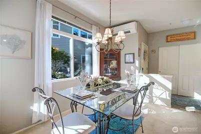 538 241st Lane SE, Sammamish, WA 98074 - Photo 24