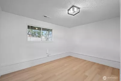 4003 229th Place SW, Mountlake Terrace, WA 98043 - Photo 30