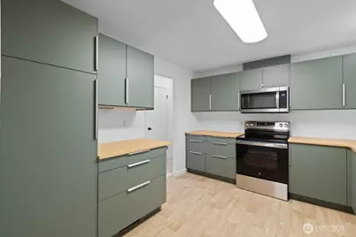 4003 229th Place SW, Mountlake Terrace, WA 98043 - Photo 10