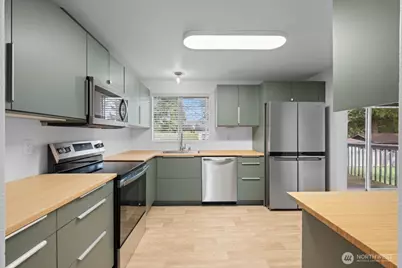 4003 229th Place SW, Mountlake Terrace, WA 98043 - Photo 12