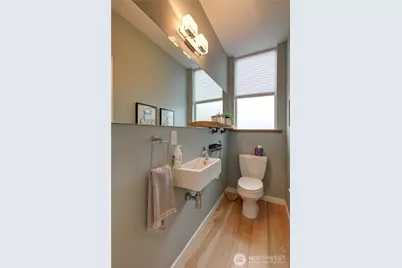 3931 California Avenue SW, Seattle, WA 94116 - Photo 14