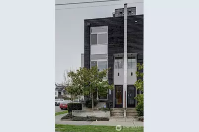 3931 California Avenue SW, Seattle, WA 94116 - Photo 2