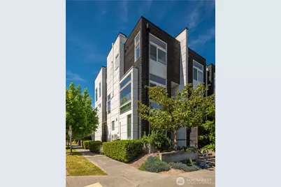 3931 California Avenue SW, Seattle, WA 94116 - Photo 2
