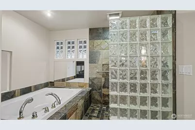 3320 168th Place SE, Bellevue, WA 98008 - Photo 20