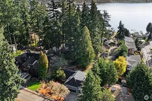 3320 168th Pl SE, Bellevue, WA 98008 - Photo 2