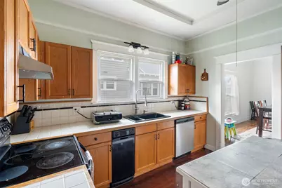 214 N Washington Avenue, Centralia, WA 98531 - Photo 16