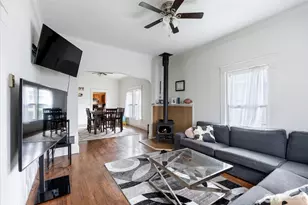 214 N Washington Ave, Centralia, WA 98531 - Photo 6