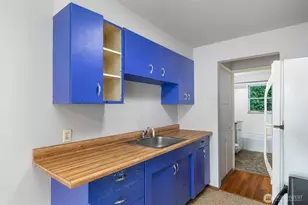 10450 Alderbrook Pl NW, Seattle, WA 98177 - Photo 8