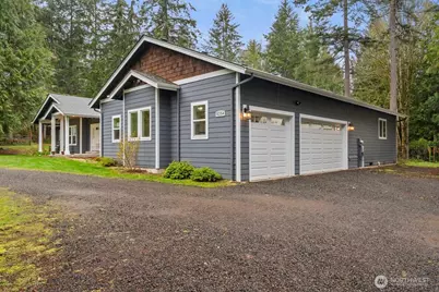 8254 NE Whiskey Creek Trail, Kingston, WA 98346 - Photo 2