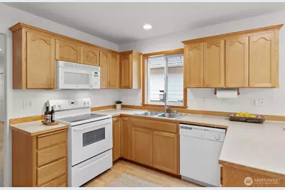 6032 52nd Avenue NE, Marysville, WA 98270 - Photo 12