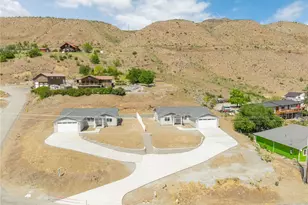 358 Ives St, Pateros, WA 98846 - Photo 38