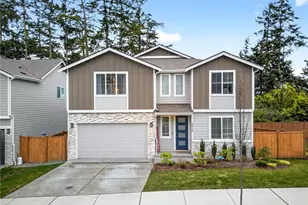 2210 SW Putnam Dr, Oak Harbor, WA 98277 - Photo 2