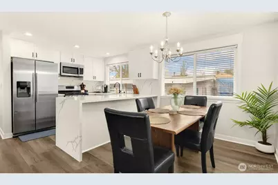 5306 26th Avenue S, Seattle, WA 98110 - Photo 2