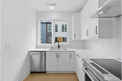12217 137th Place NE #2704, Redmond, WA 98052 - Photo 6
