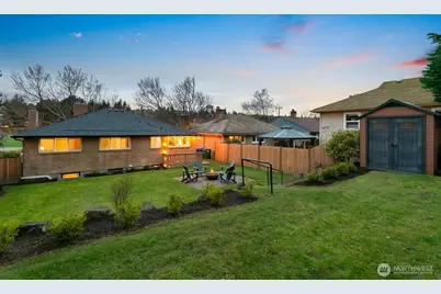 2830 32nd Avenue W, Seattle, WA 98199 - Photo 22