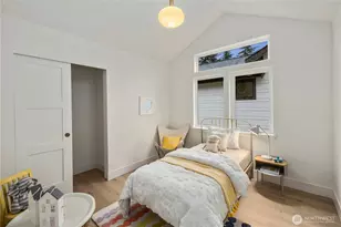 522 NE 89th St, Seattle, WA 98115 - Photo 26