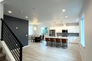 648 SW 139th St, Burien, WA 98166 - Photo 8