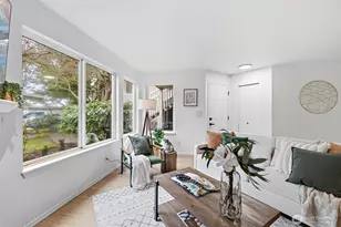 9210 Market Pl, Lake Stevens, WA 98258 - Photo 2