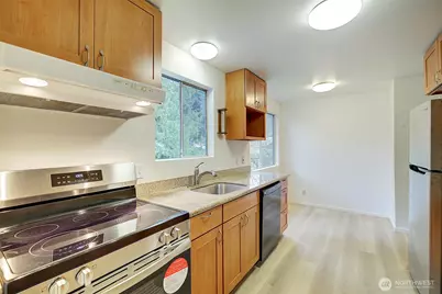 13536 28th Avenue NE, Seattle, WA 98125 - Photo 10