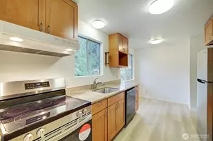 13536 28th Ave NE, Seattle, WA 98125 - Photo 10